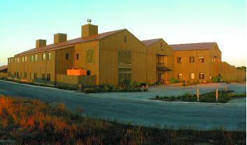 photo showing outside of Center for Ocean Health Building